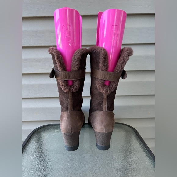 UGG EDELINA GRIZZLY BOOTS - WOMEN'S Sz 8.5 - Picture 2 of 12